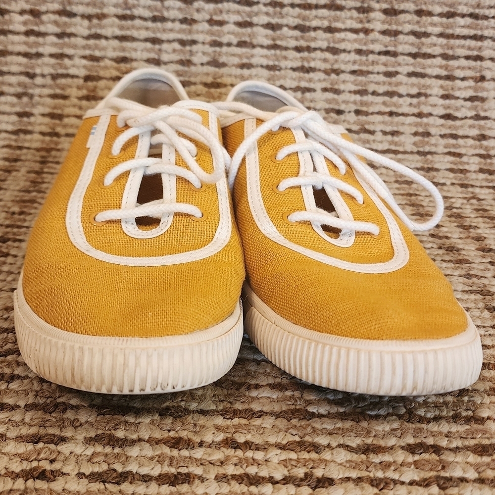Tom's Lace-up Yellow Sunflower Sneaker Shoes  for Women Size 8